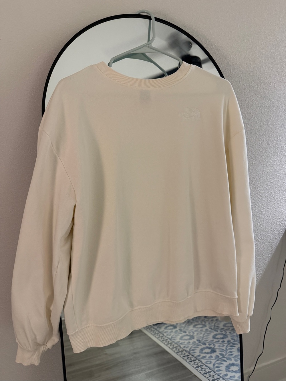 The North Face Women's Scoop Crewneck Sweatshirt in Cream